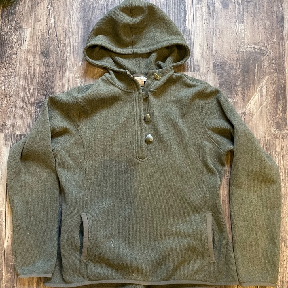 Gander MTN Green Fleece Sweater
